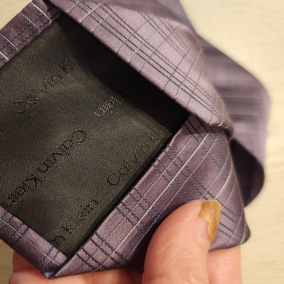 Calvin Klein Tie Never Worn - Picture 5 of 6